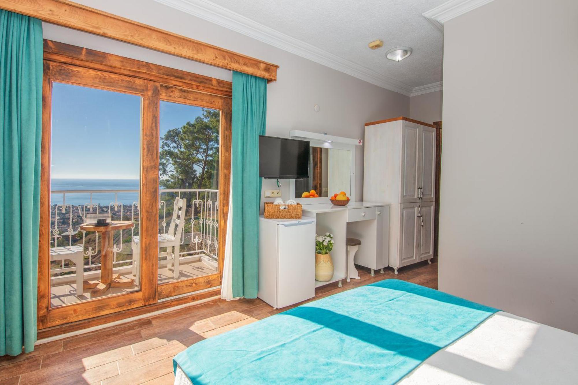 Oeluedeniz Manzara Non Alcoholic Family Hotel Bagian luar foto